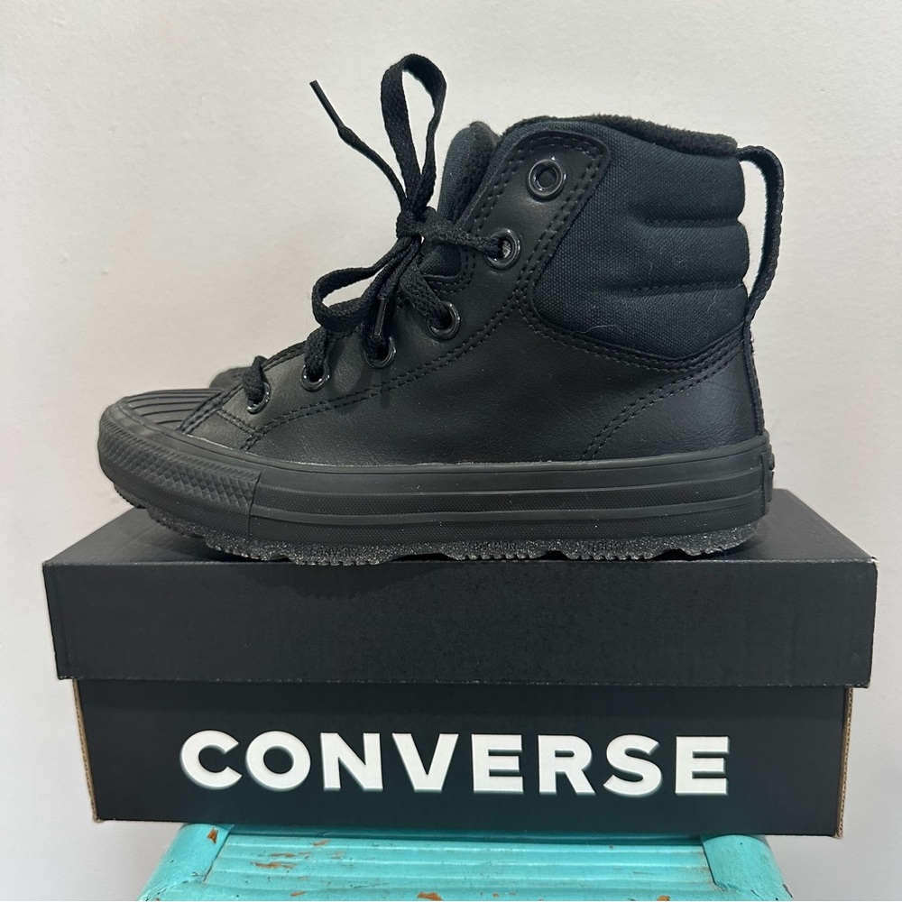Converse Black High-Top Chuck Taylor All Star Berkshire Boot Leather Size 2